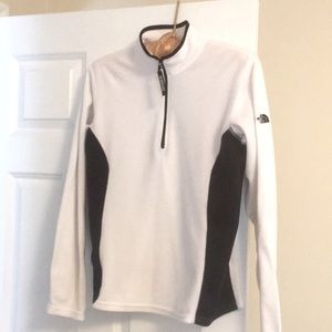 North face Ladies fleece top